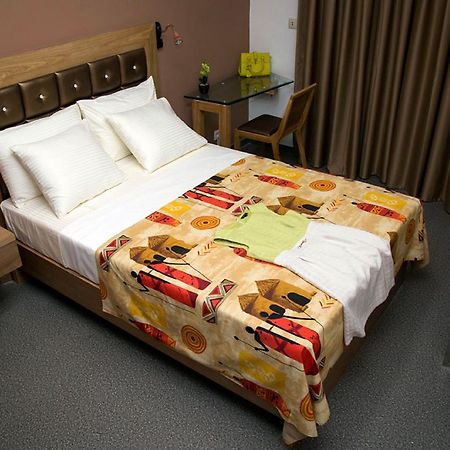Wakola Hotel Fass ダカール エクステリア 写真