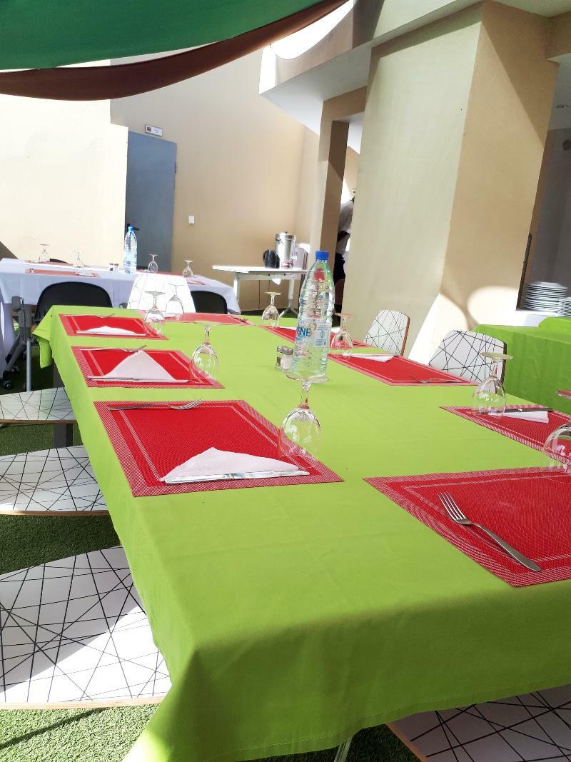 Wakola Hotel Fass ダカール エクステリア 写真
